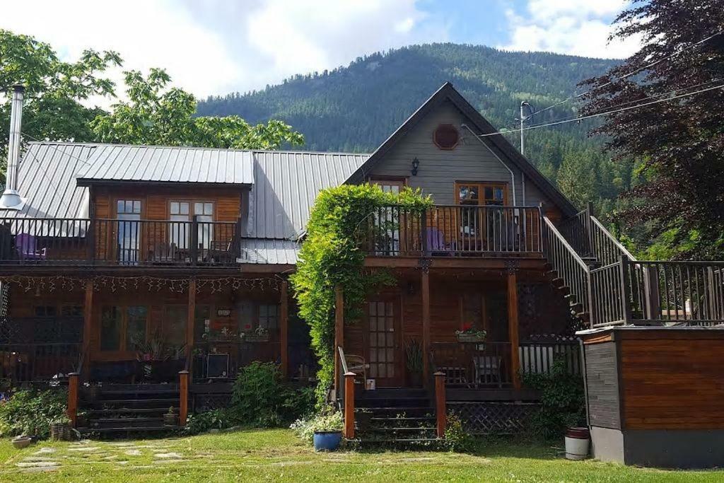 Kaslo Manor Lodge Exterior foto